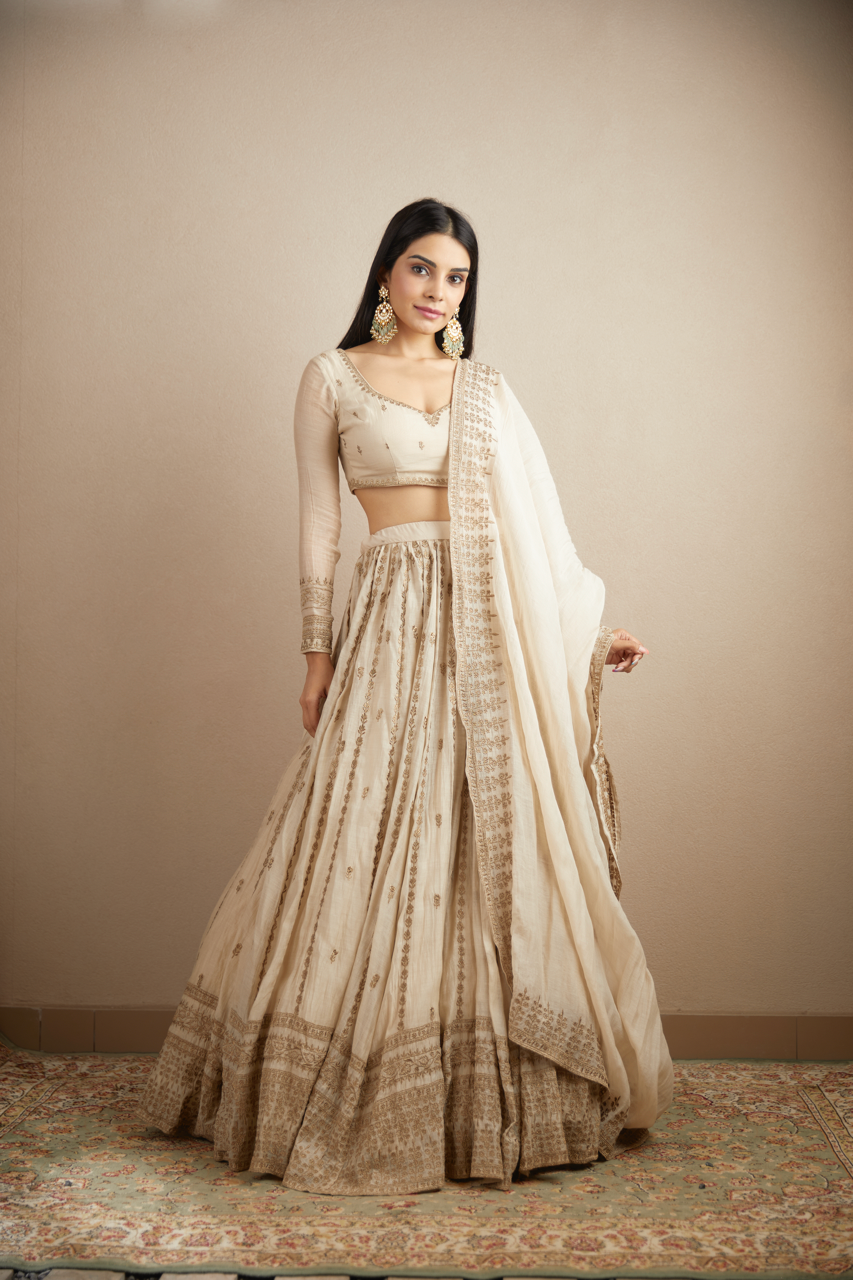 PINK CHANDERI SILK LINE WORK LEHENGA SET - Main Image