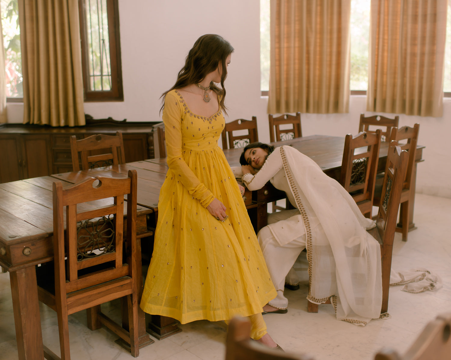 Buy Yellow Anarkali Set With Off White Dupatta – Astha Narang